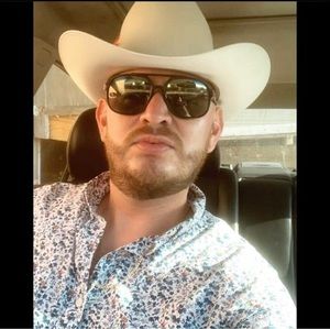 Meet your Posher, Edgar